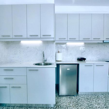 Downtown Studio Superb Location كاندية المظهر الخارجي الصورة